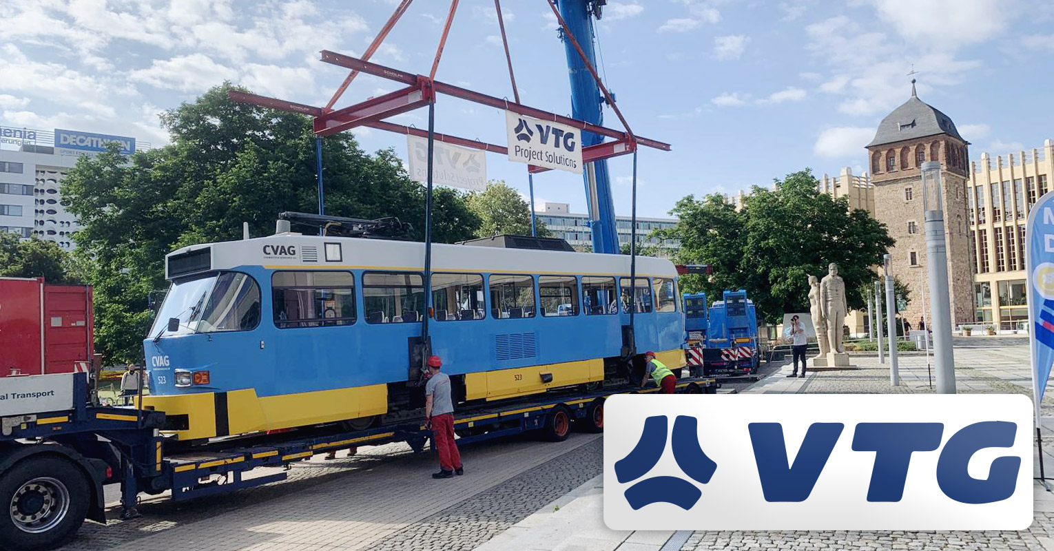VTG Project Logistics Transported and Positioned Two Tatra Trams in Front of the Chemnitz Town Hall
