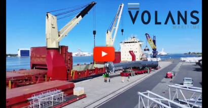 Video – Volans Maritime Moving a Liebherr Crane